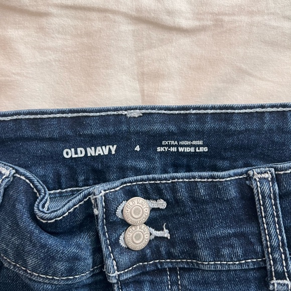 Old Navy Dark Blue High-Rise Jeans - Picture 1 of 5